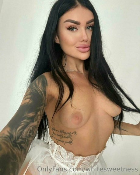 whitesweetness pornstar beautiful pictures