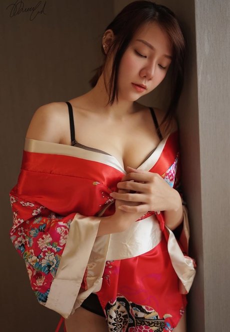 Jenadammaya best star pic