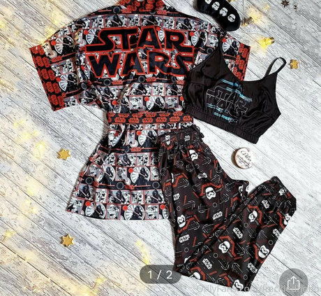 Freckledhobo sex model archive