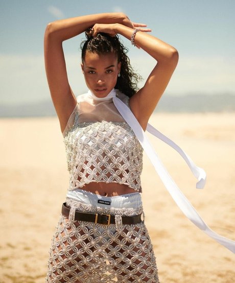 Ella Balinska naked model img