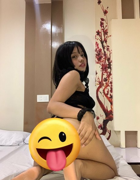 raisoftwi hot actress img