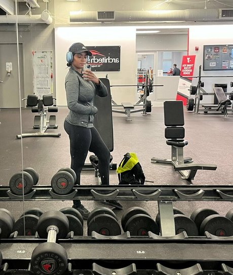 sophiacardinez art star images