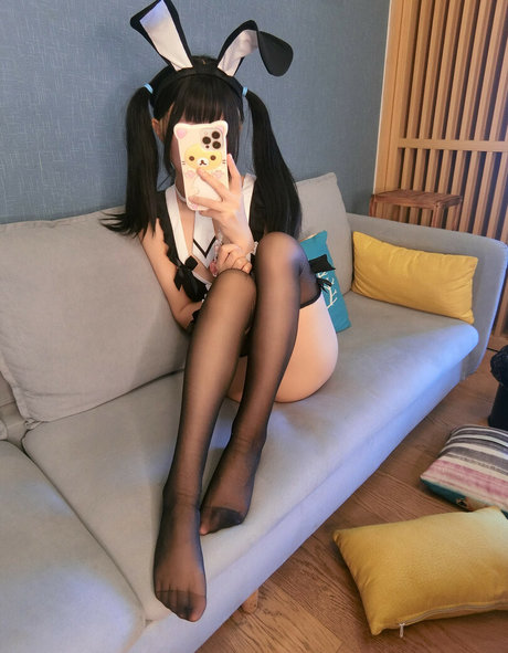 YaoYaoQwQ pornstar erotic gallery