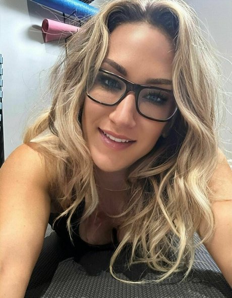 jenniferinthegym model art gallery