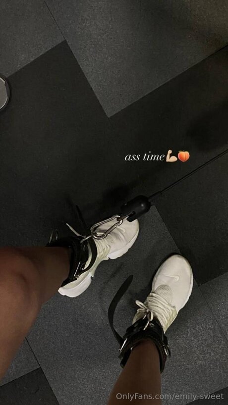 Emily Sweet actress images