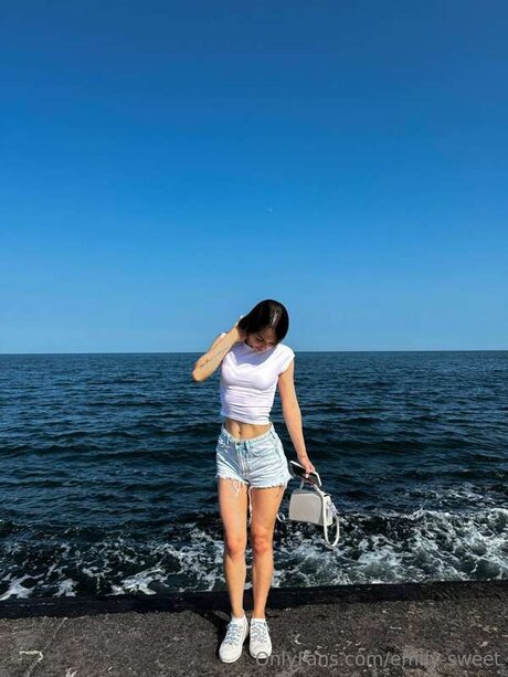 Emily Sweet pornstar adult picture