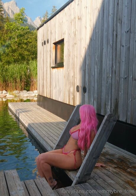 Emmybre Free pornstar adult image