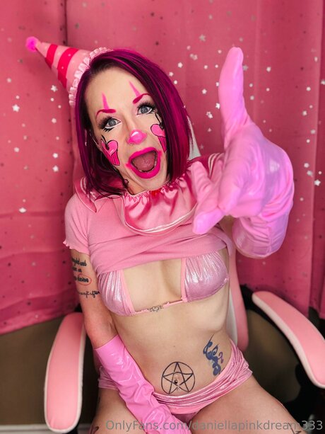Daniellapinkdream333 model naked pics