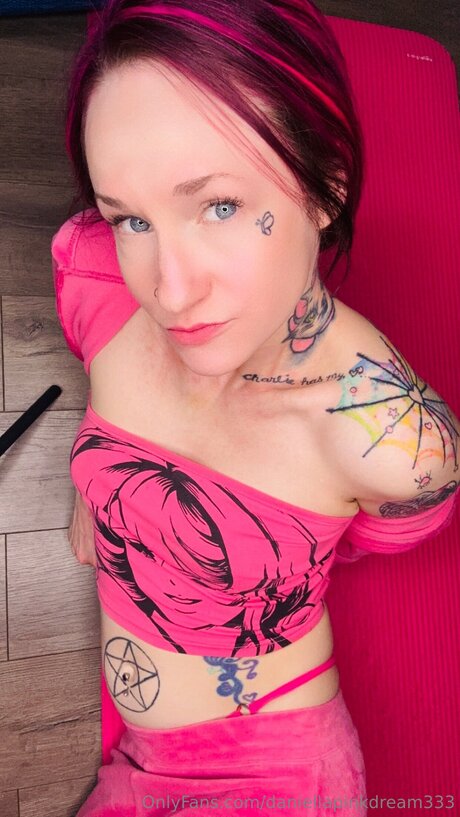 Daniellapinkdream333 sex pornstar photo