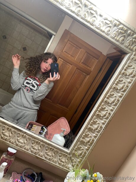 Cosplaytaytay xxx pornstar pic