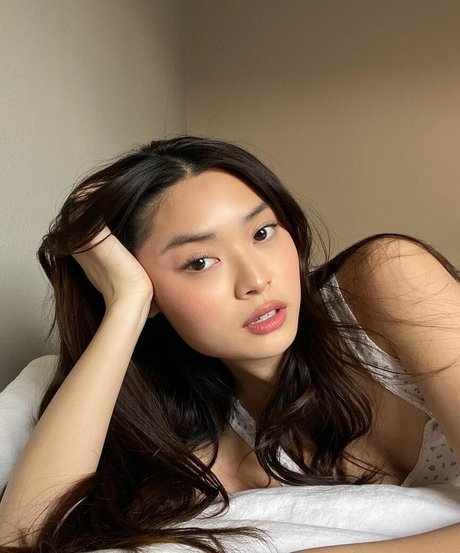 Ashley Liao high quality actress picture