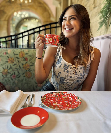 nnapples model hd picture