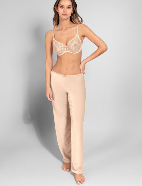 Nicola Cavanis free model photo