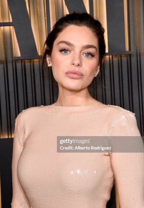 Odeya Rush hd pornstar photos