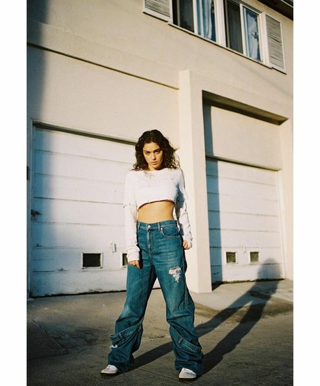 Odeya Rush pornstar images