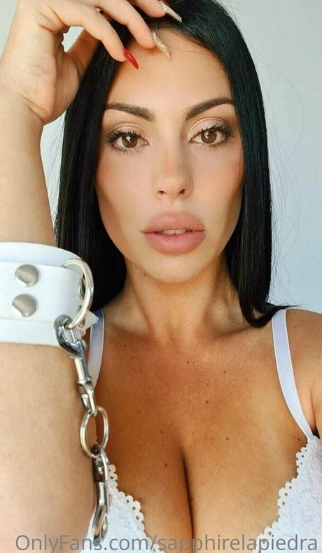 sapphireastrea exclusive pornstar img