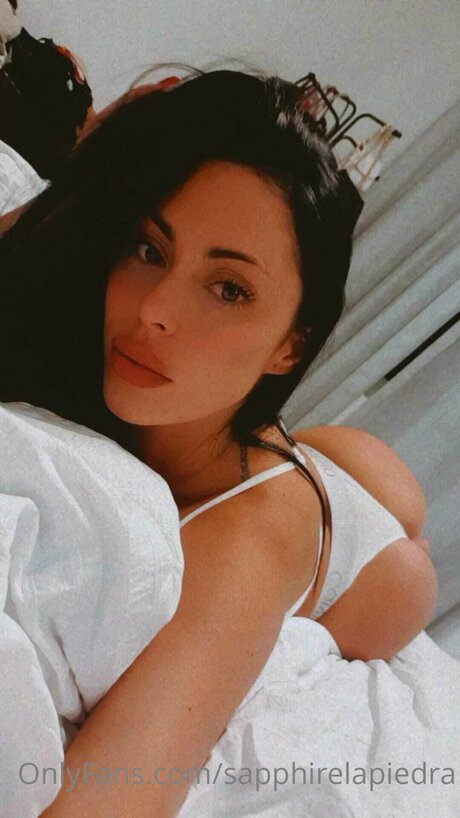 sapphireastrea art actress photos