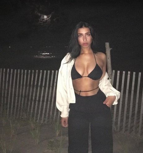 Merk Twain top model pictures