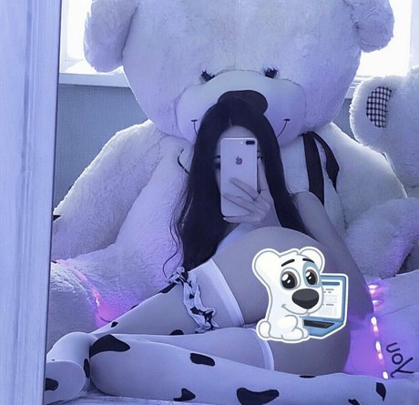 lolityyan star nudes image