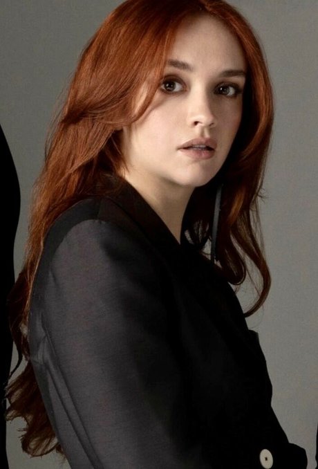 Olivia Cooke Profile pic