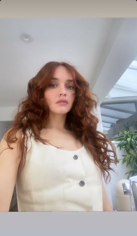Olivia Cooke exclusive pornstar pic