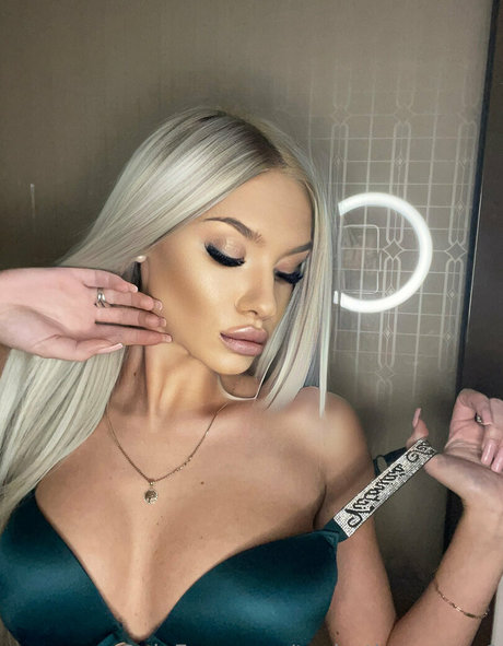 julietaylor high quality model pics