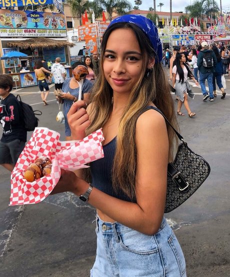 Buhnny model nice img