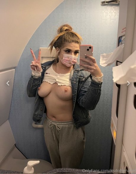 Dolly Mattel star nudes image