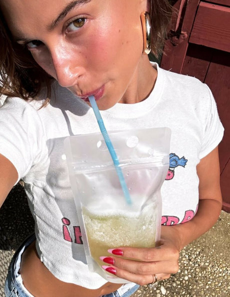 Hailey Baldwin Bieber adult star archive