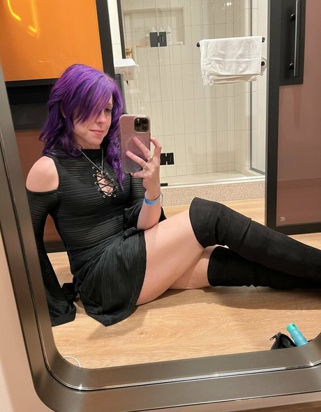 Kintinue model sex pictures