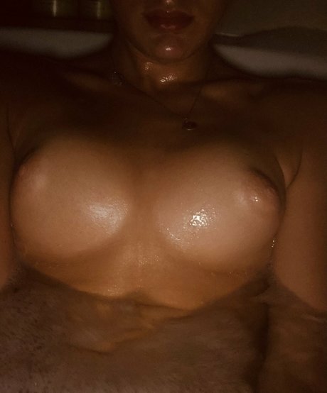 Lucy Velvet star hd archive