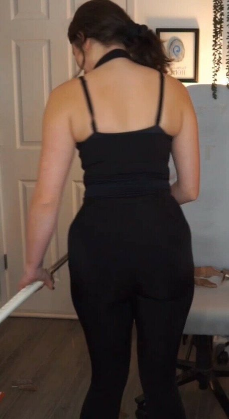 Palmbee model high quality pics