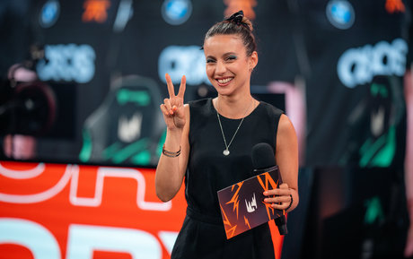 Laure Valee xxx model image