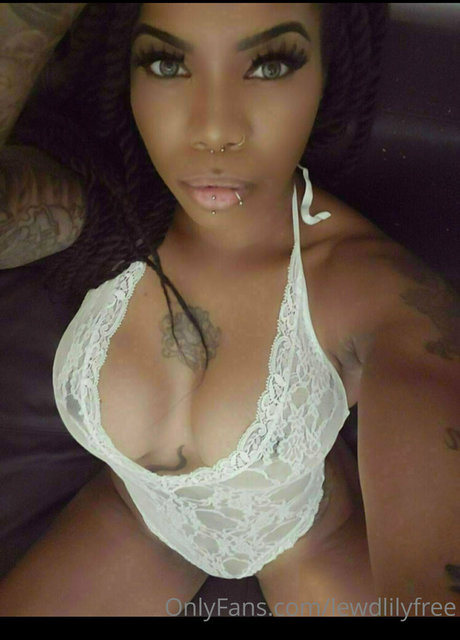 erotic onlyfans pornos image