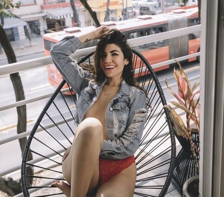 Maffi Curiel beautiful model photos