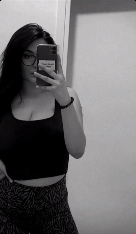 Andreea Buga model hot picture