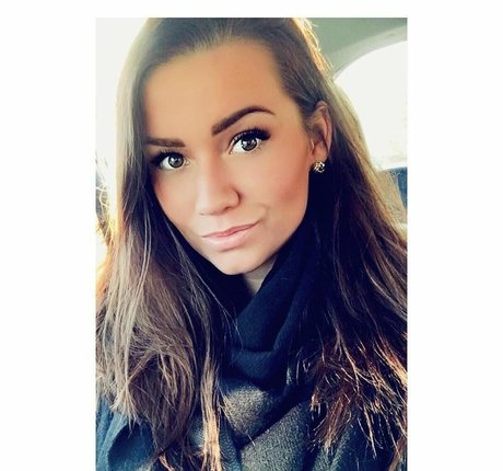 Alma Tandrup high quality model pictures