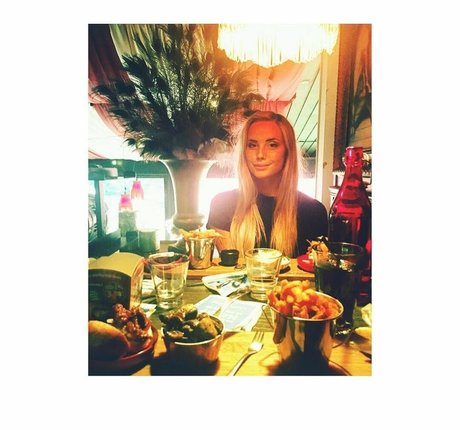 Alma Tandrup pretty pornstar pic