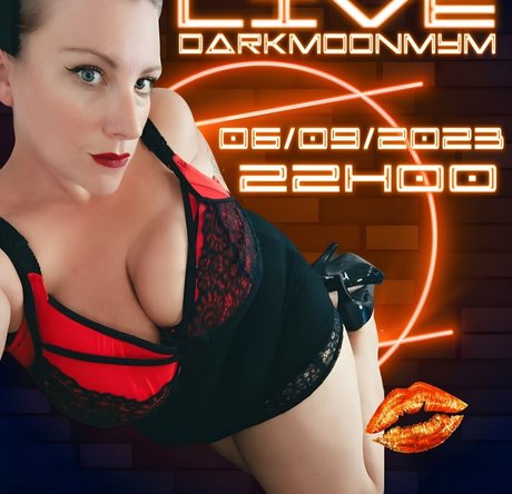 Darkmoonsubmiss pornstar erotic pictures
