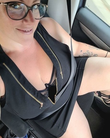 Darkmoonsubmiss nude model photos