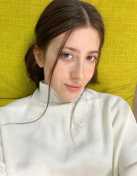 miareeed pornstar adult image