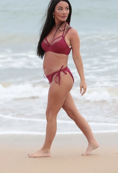 Chelsee Healey pornstar nudes galleries