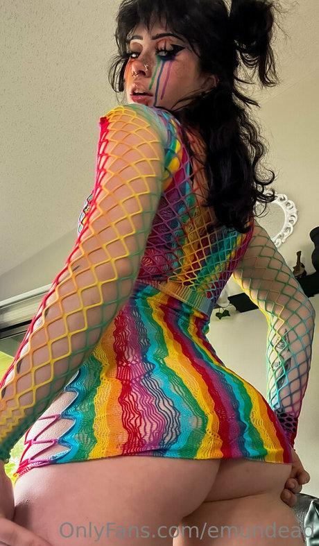 emundead model erotic image