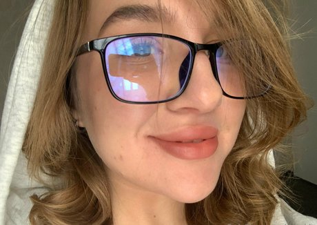 lavalexi vip star nude gallery