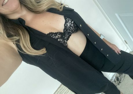 Nurse Rachel model pornographic photo