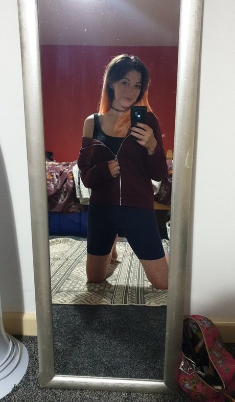 MsVnsfw xxx pornstar pics