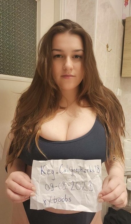 Dd Peach model pretty gallery