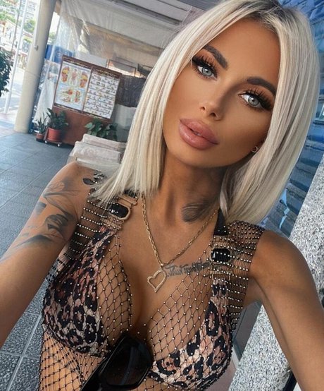 deeadivina exclusive actress pics