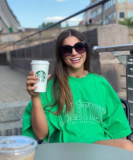 Sarah Slavo star erotic pictures