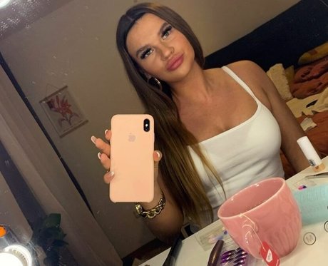 Sarah Slavo perfect model photos